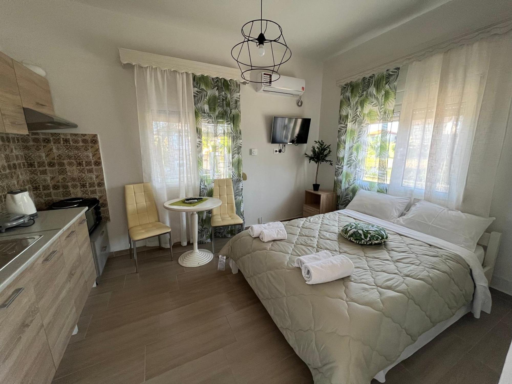 Olive Studio & Apartments Керамоти Екстериор снимка